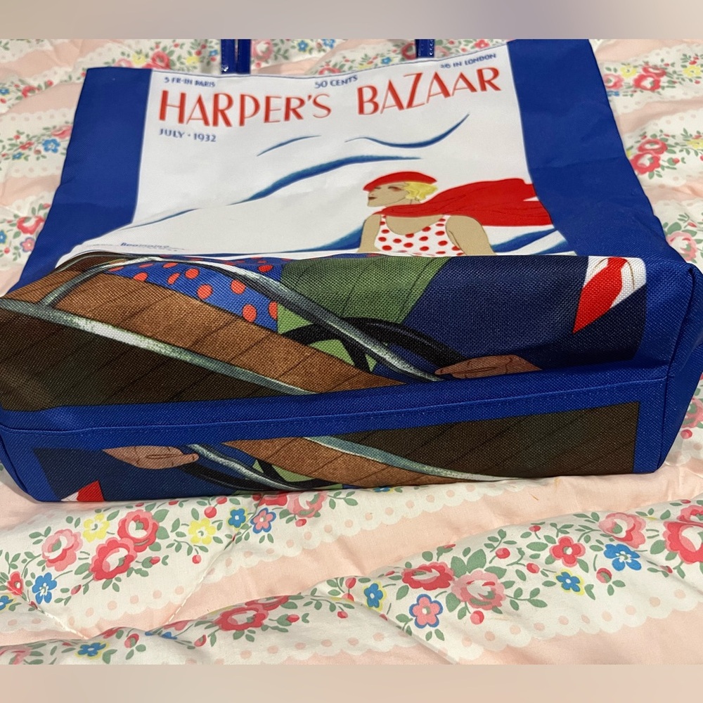 Harpers’ Bazaar for Estée Lauder Tote Bag - Picture 4 of 5